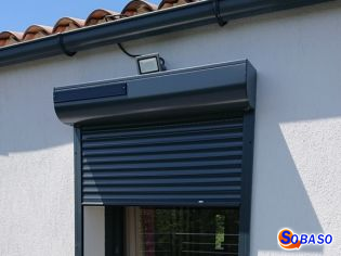 Volet roulant gris 7016 solaire 