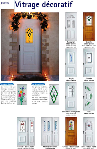 Porte avec vitrage décoratif